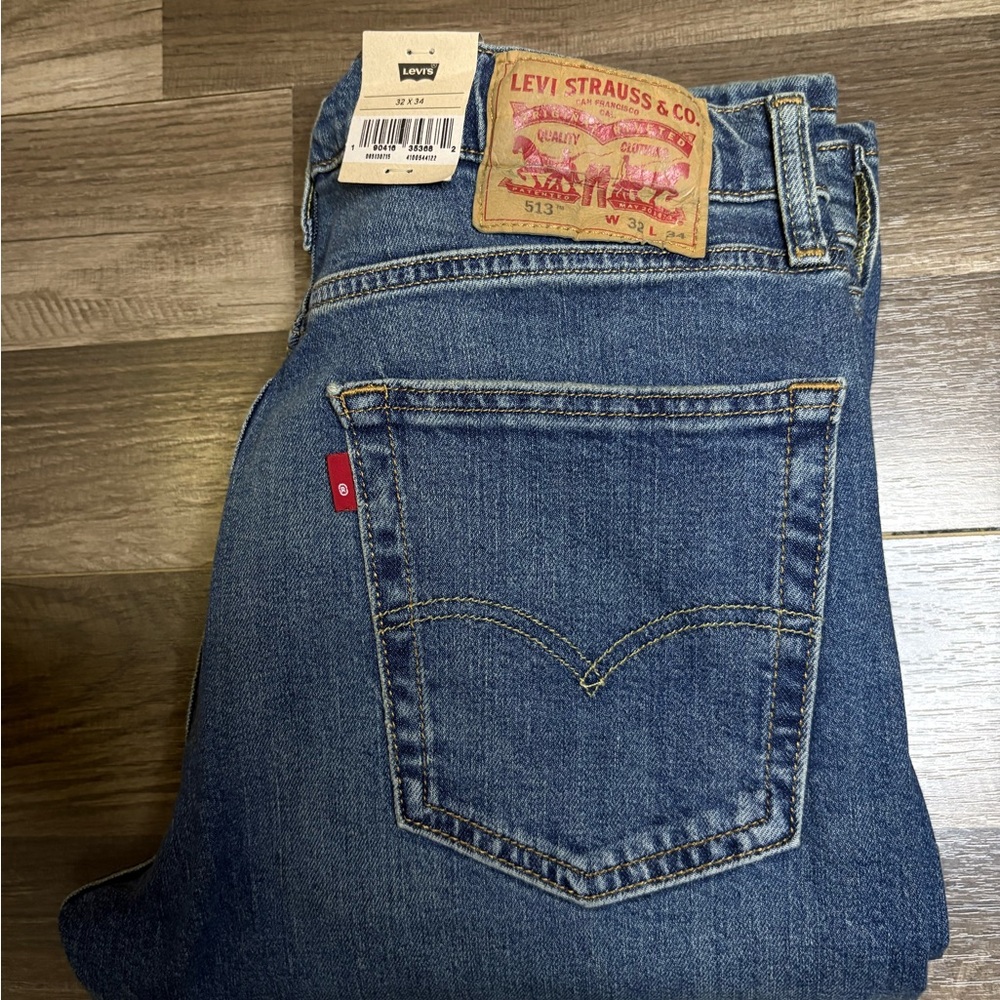 Levi's Men's Medium Wash Blue Denim Straight Leg Jeans Cotton Stretch 5-Pocket